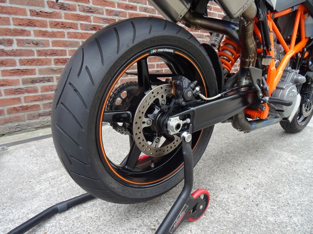 ktm - 990-super-duke-r