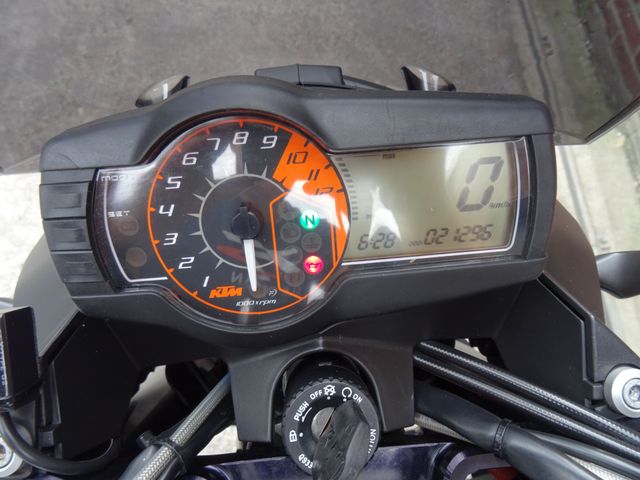 ktm - 990-super-duke-r