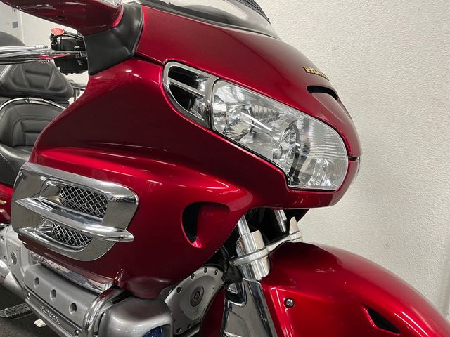 honda - gl-1800-goldwing