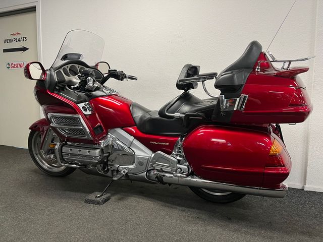 honda - gl-1800-goldwing