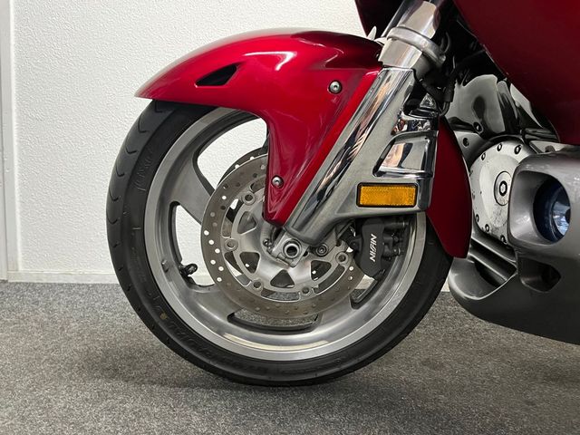 honda - gl-1800-goldwing