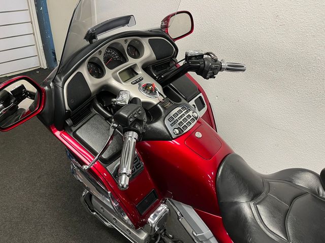 honda - gl-1800-goldwing