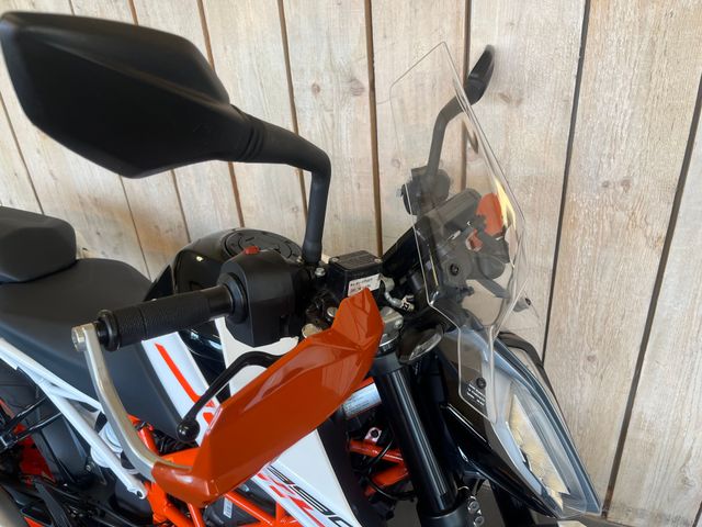 ktm - 390-duke-abs