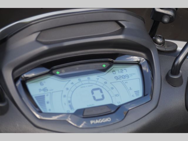 piaggio - beverly-400