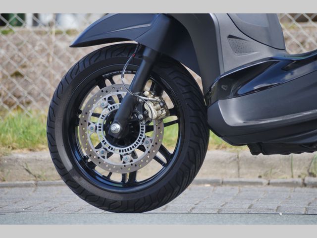 piaggio - beverly-400