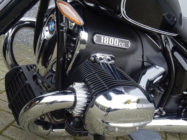 bmw - r-18-b