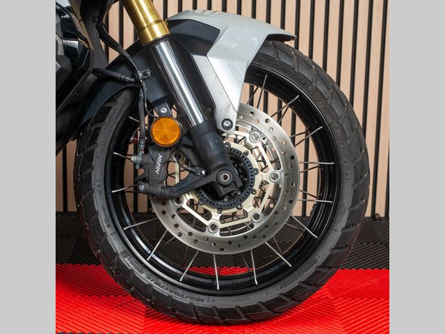 honda - x-adv