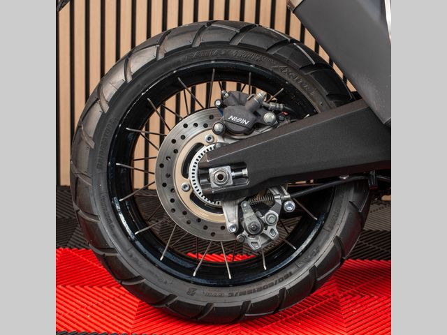 honda - x-adv