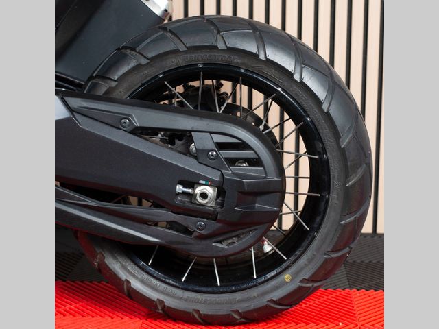 honda - x-adv