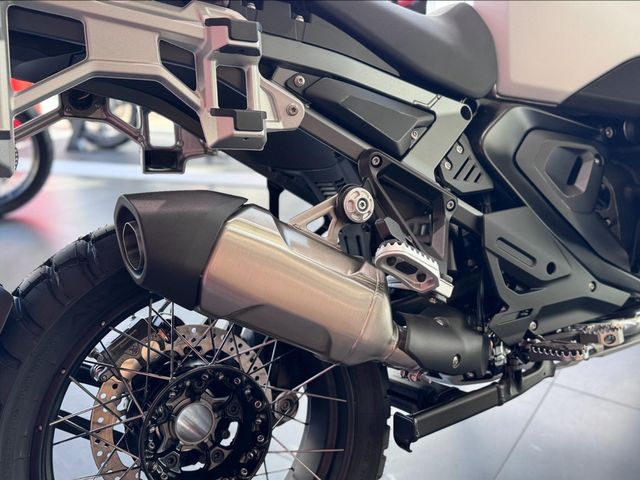 bmw - r-1300-gs-adventure