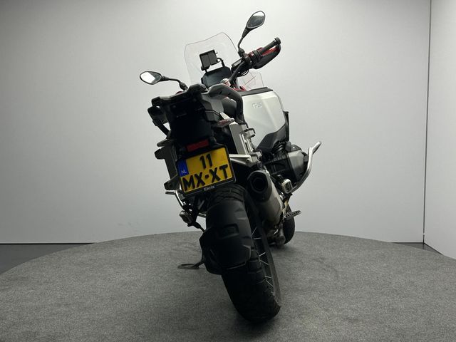 bmw - r-1300-gs-adventure