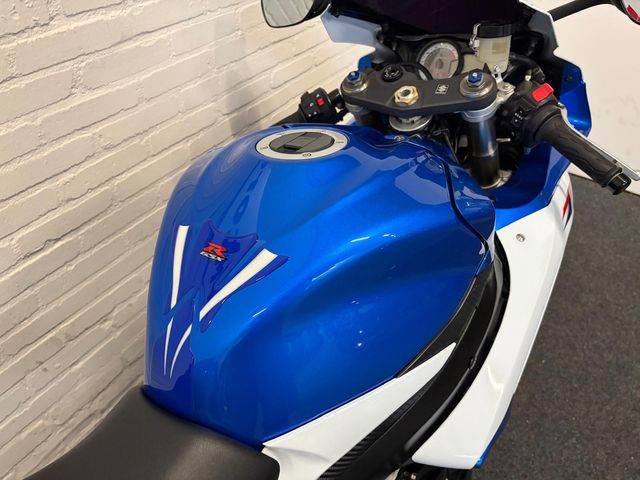 suzuki - gsx-r-600