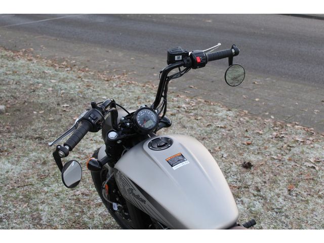 indian - scout-bobber-twenty