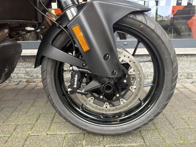 ktm - 1290-super-adventure-s