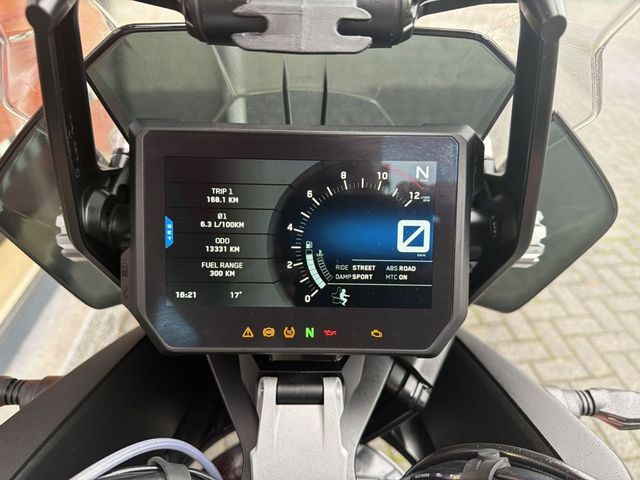 ktm - 1290-super-adventure-s