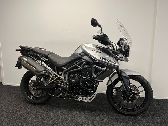 triumph - tiger-800-xrx