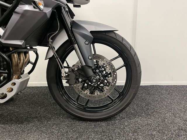 triumph - tiger-800-xrx