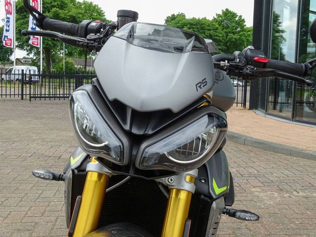 triumph - speed-triple-1200-rs