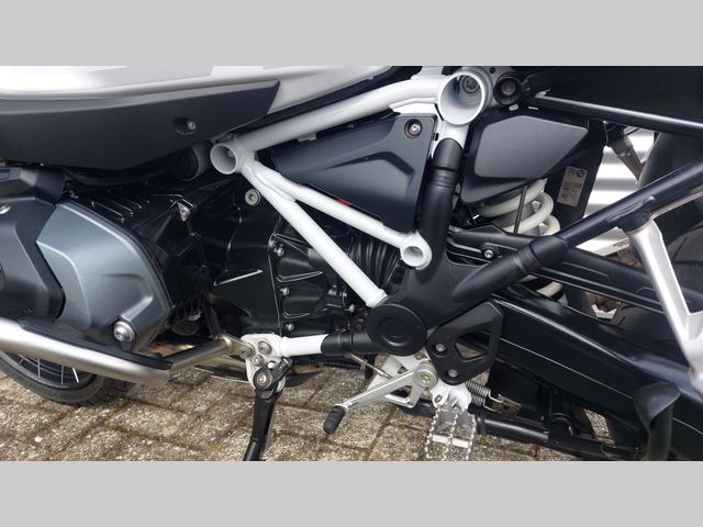 bmw - r-1250-gs-adventure