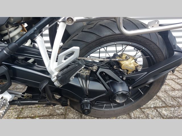 bmw - r-1250-gs-adventure