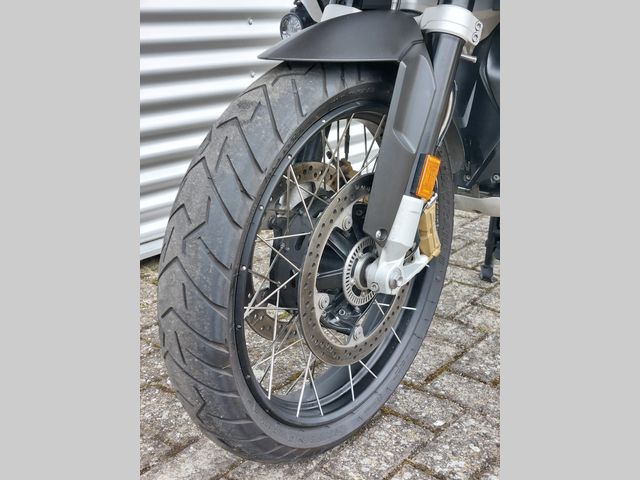 bmw - r-1250-gs-adventure