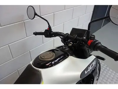 HUSQVARNA VITPILEN 401 – foto 4