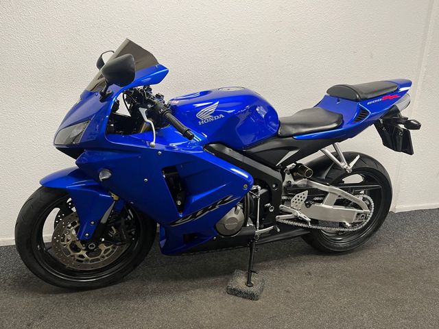honda - cbr-600-rr