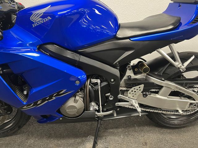 honda - cbr-600-rr