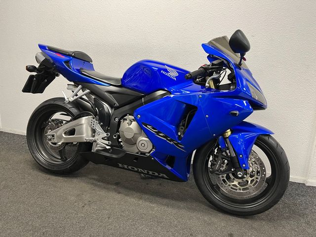honda - cbr-600-rr