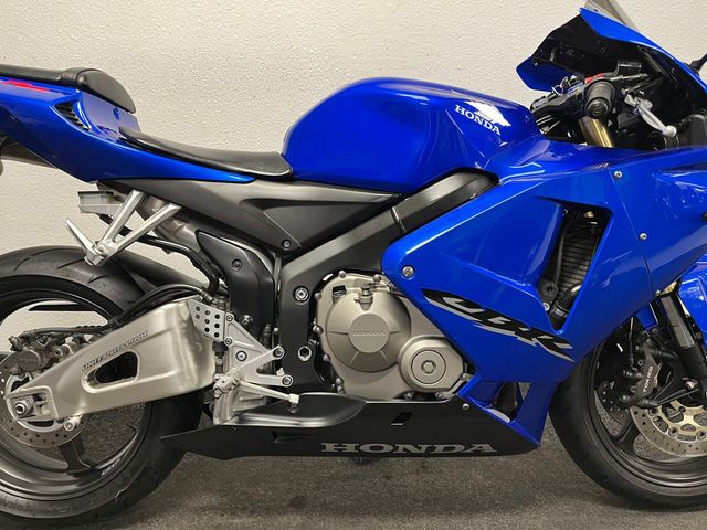 honda - cbr-600-rr