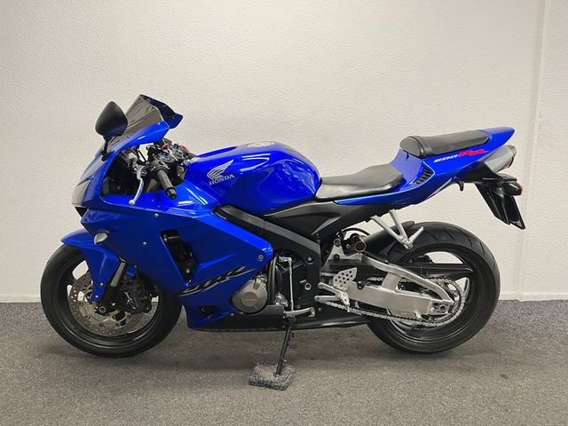 honda - cbr-600-rr