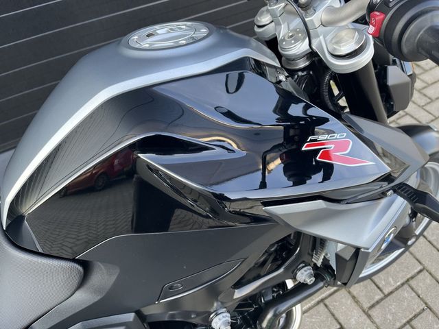 bmw - f-900-r