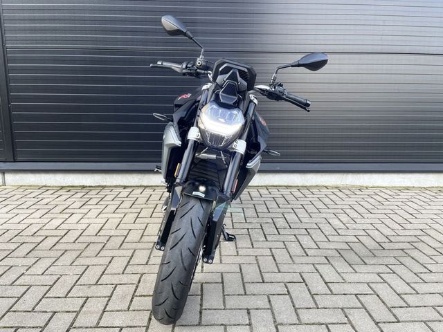 bmw - f-900-r