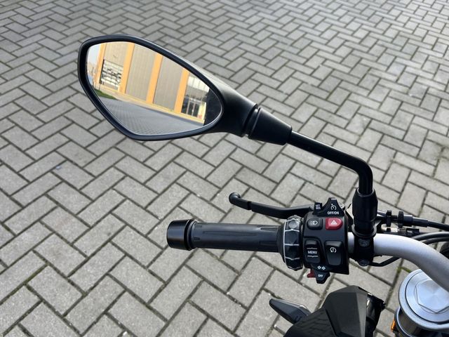 bmw - f-900-r