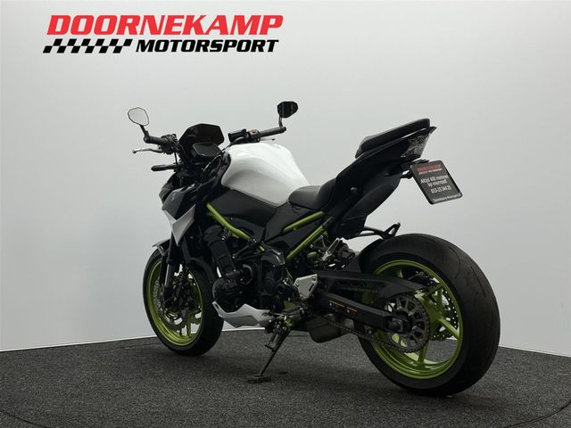 kawasaki - z900