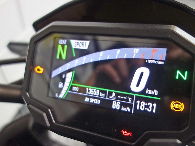 kawasaki - z900