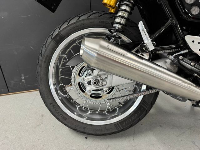 triumph - thruxton-1200-r