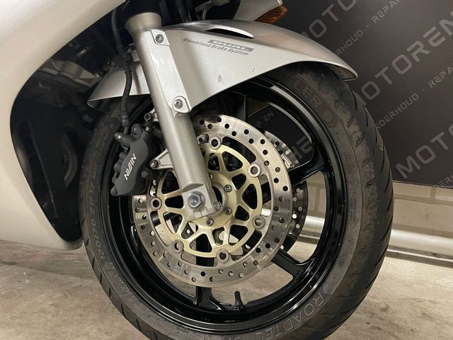 honda - vfr-800-fi