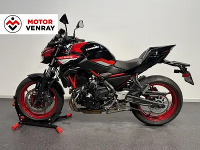 KAWASAKI Z650 – foto 2