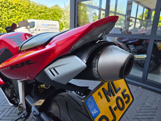 honda - cbr-1000-rr-fireblade