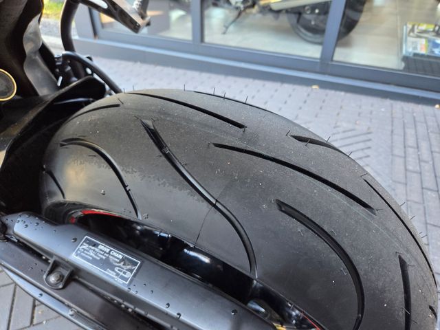 honda - cbr-1000-rr-fireblade