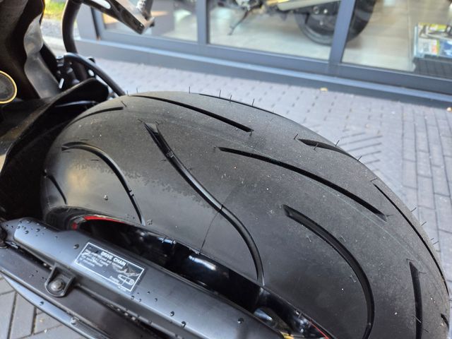 honda - cbr-1000-rr-fireblade