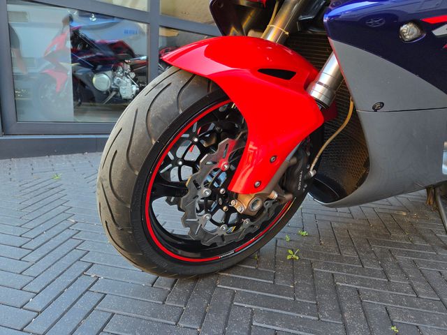 honda - cbr-1000-rr-fireblade