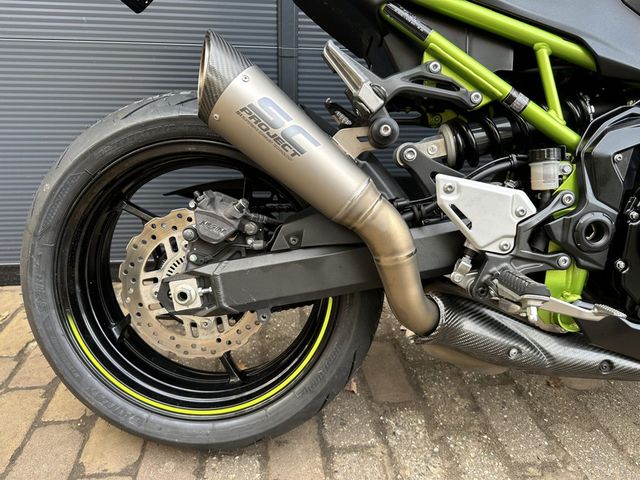kawasaki - z900