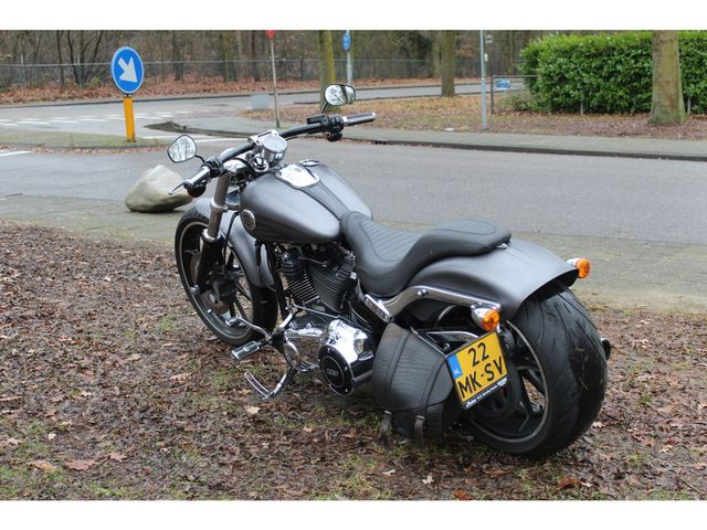 harley-davidson - breakout-fxsb