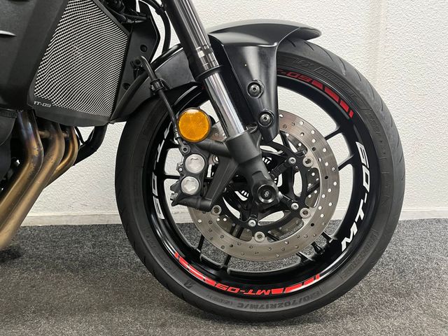 yamaha - mt-09