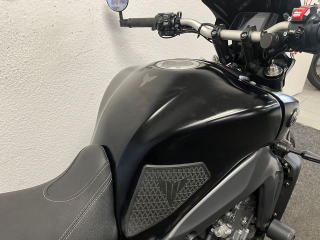 yamaha - mt-09