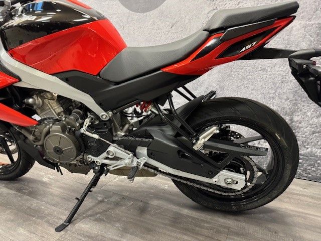 aprilia - tuono-457