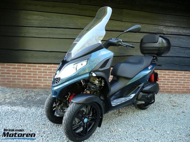 piaggio - mp3-300-hpe-sport