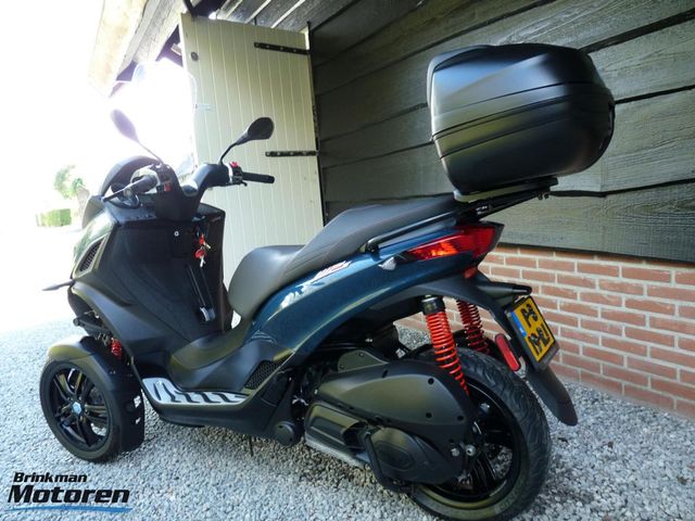 piaggio - mp3-300-hpe-sport